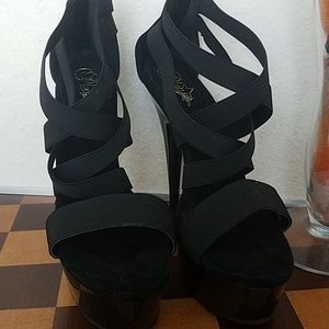 NWOT Black Platform Shoes